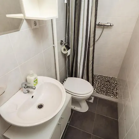Σπίτι διακοπών 1 Bedroom Lovely In *